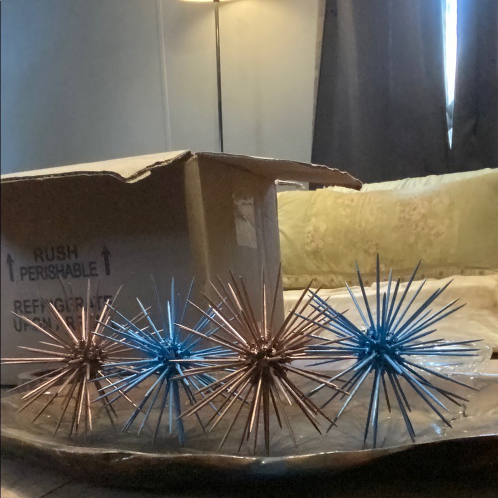 Gold and Blue Starburst Party Decorations